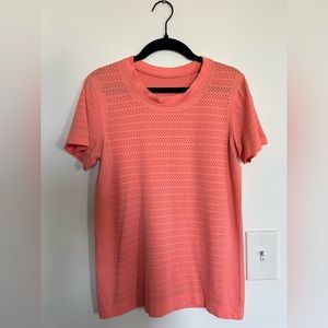 Lululemon Tee